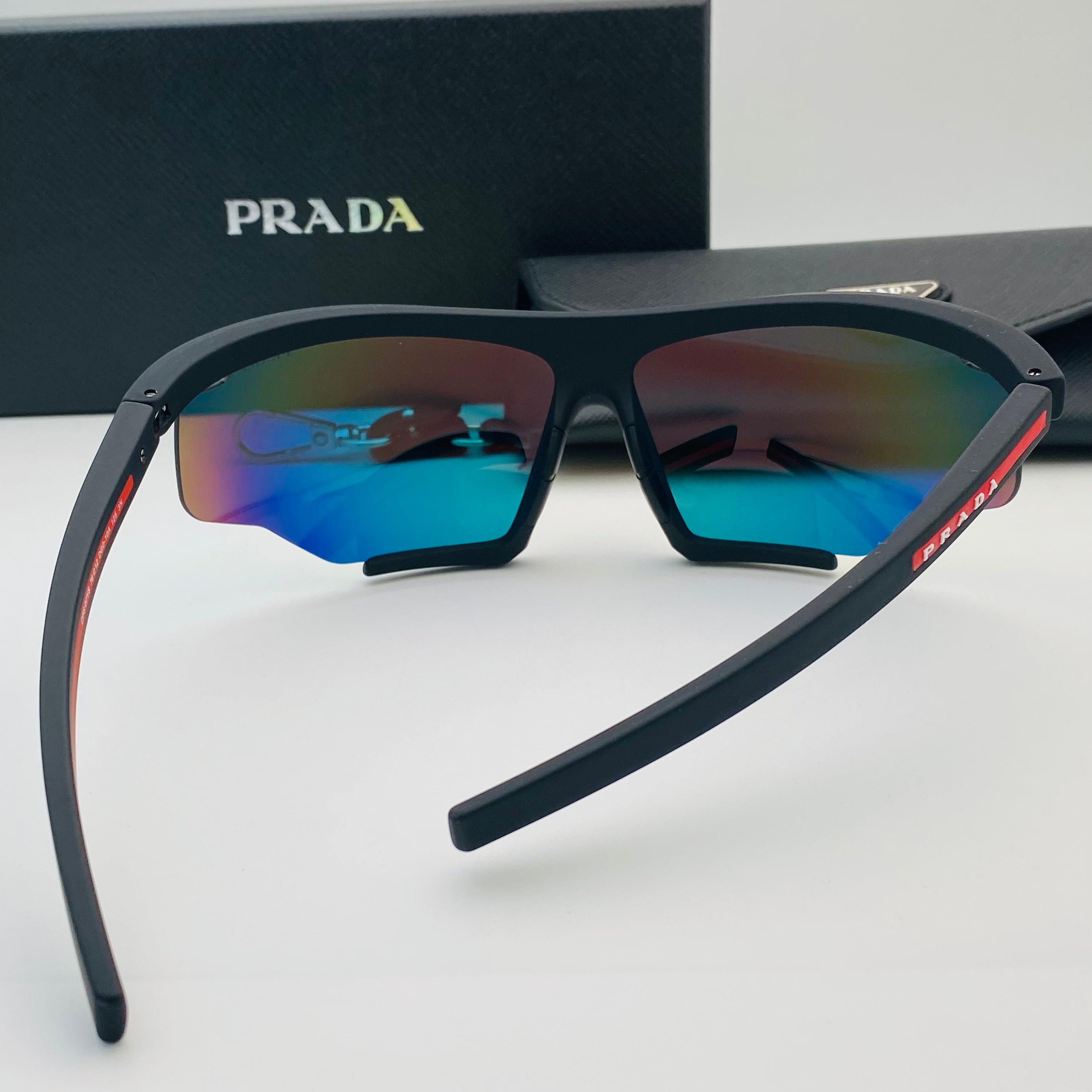 Prada PS 07YS