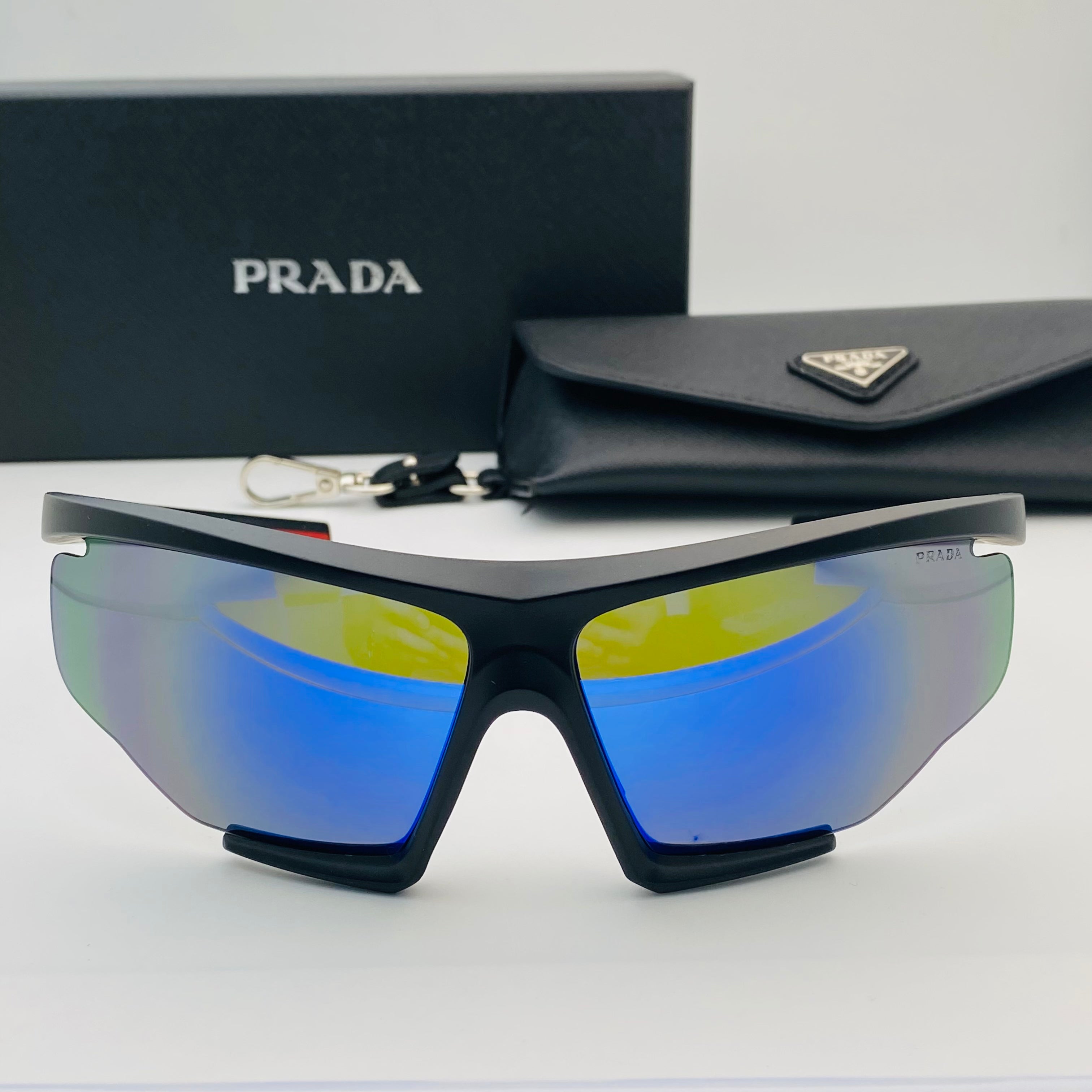 Prada PS 07YS