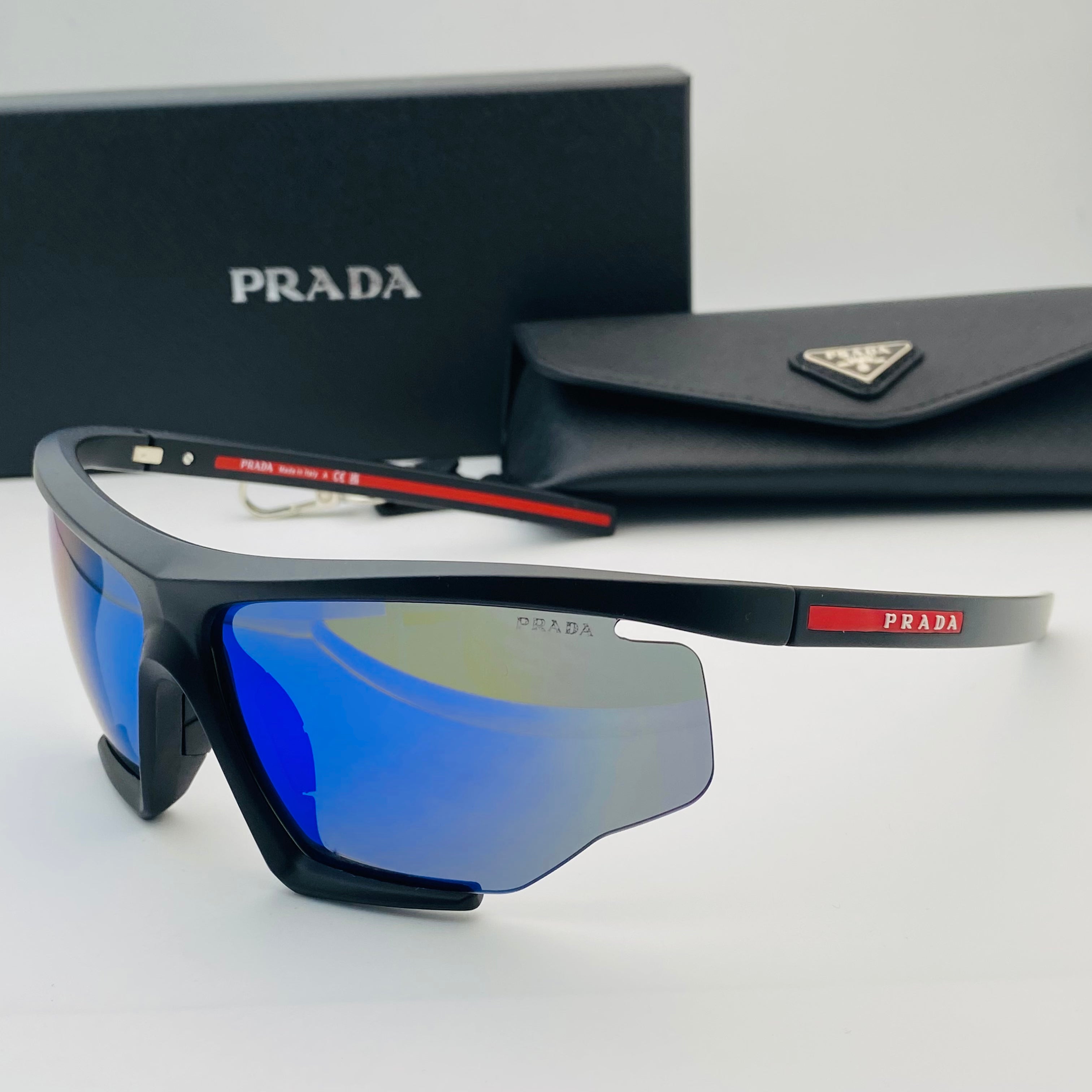 Prada PS 07YS