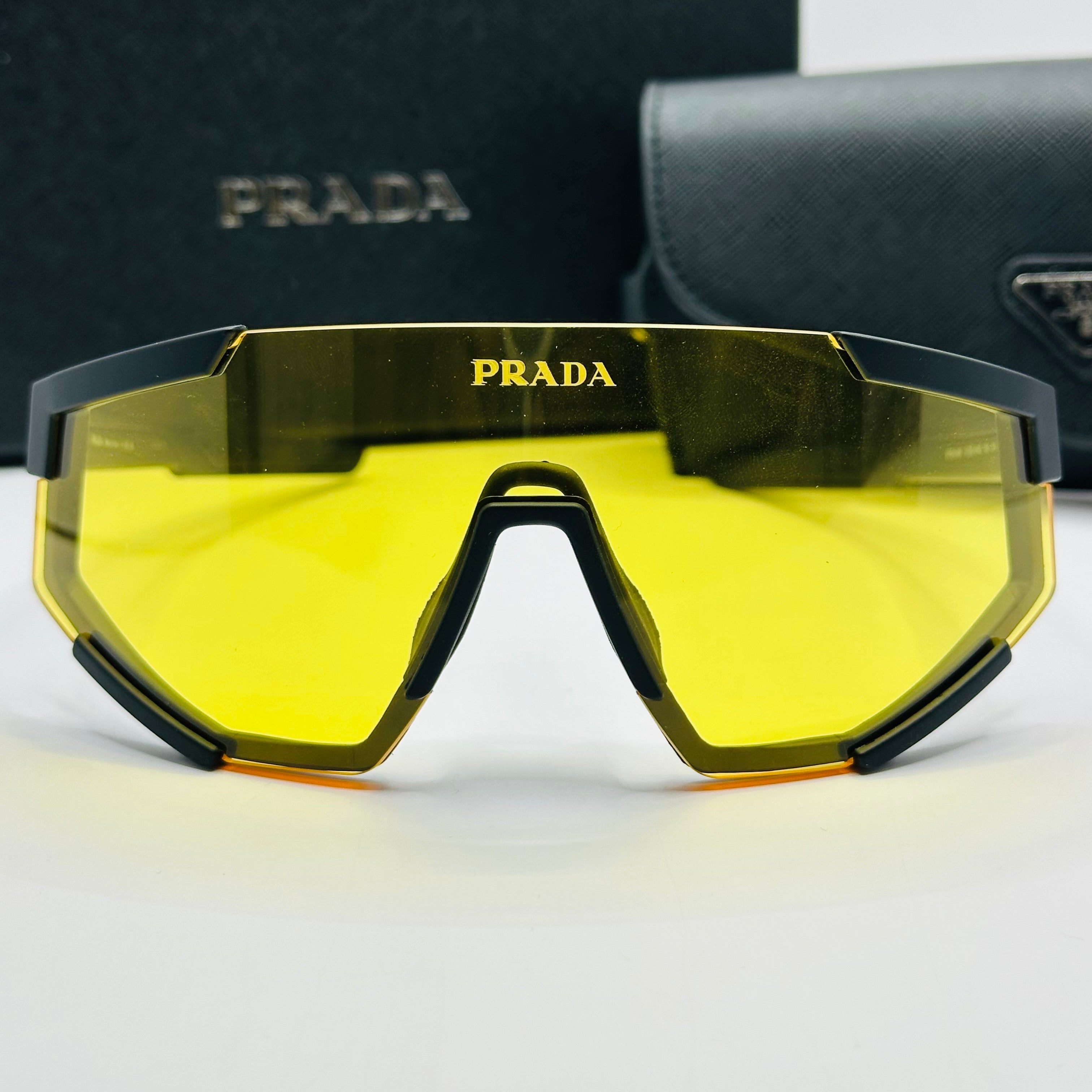 Prada SPS 04W