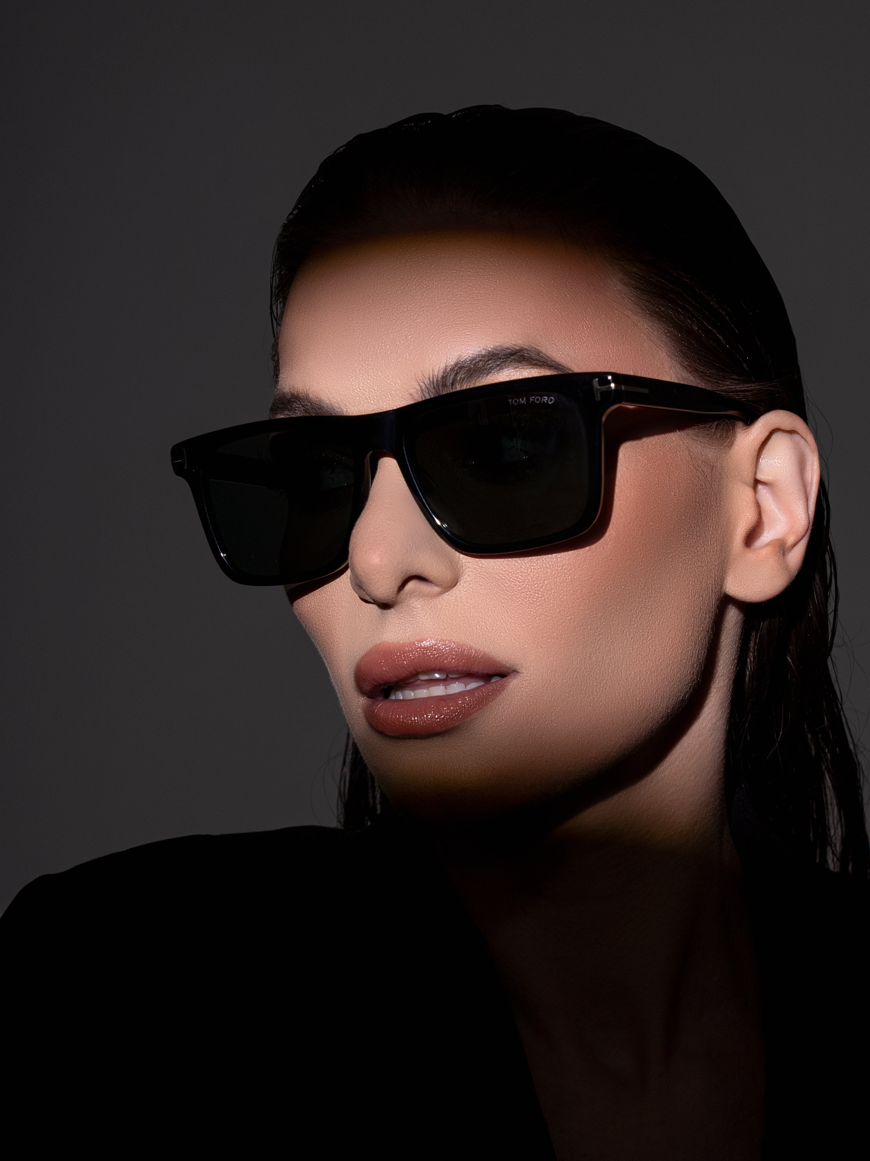 Tom Ford Buckley TF906